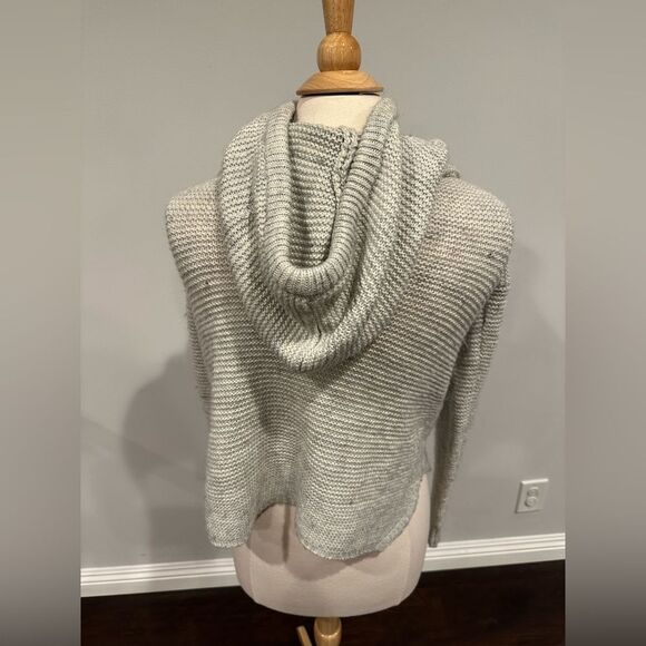 AQUA Size Small Grey Women's Pullover Hoodie Knit Sweater - Picture 4 of 6